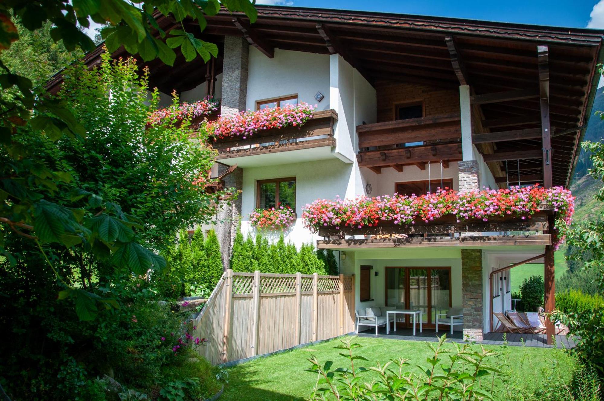 Edelberg Apartments Ausservillgraten Exterior photo